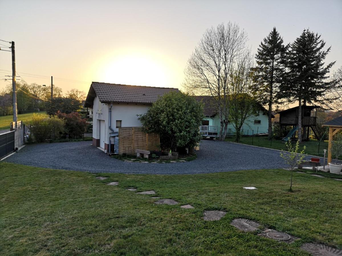 Maison d'hôtes Le Cedre Bleu *